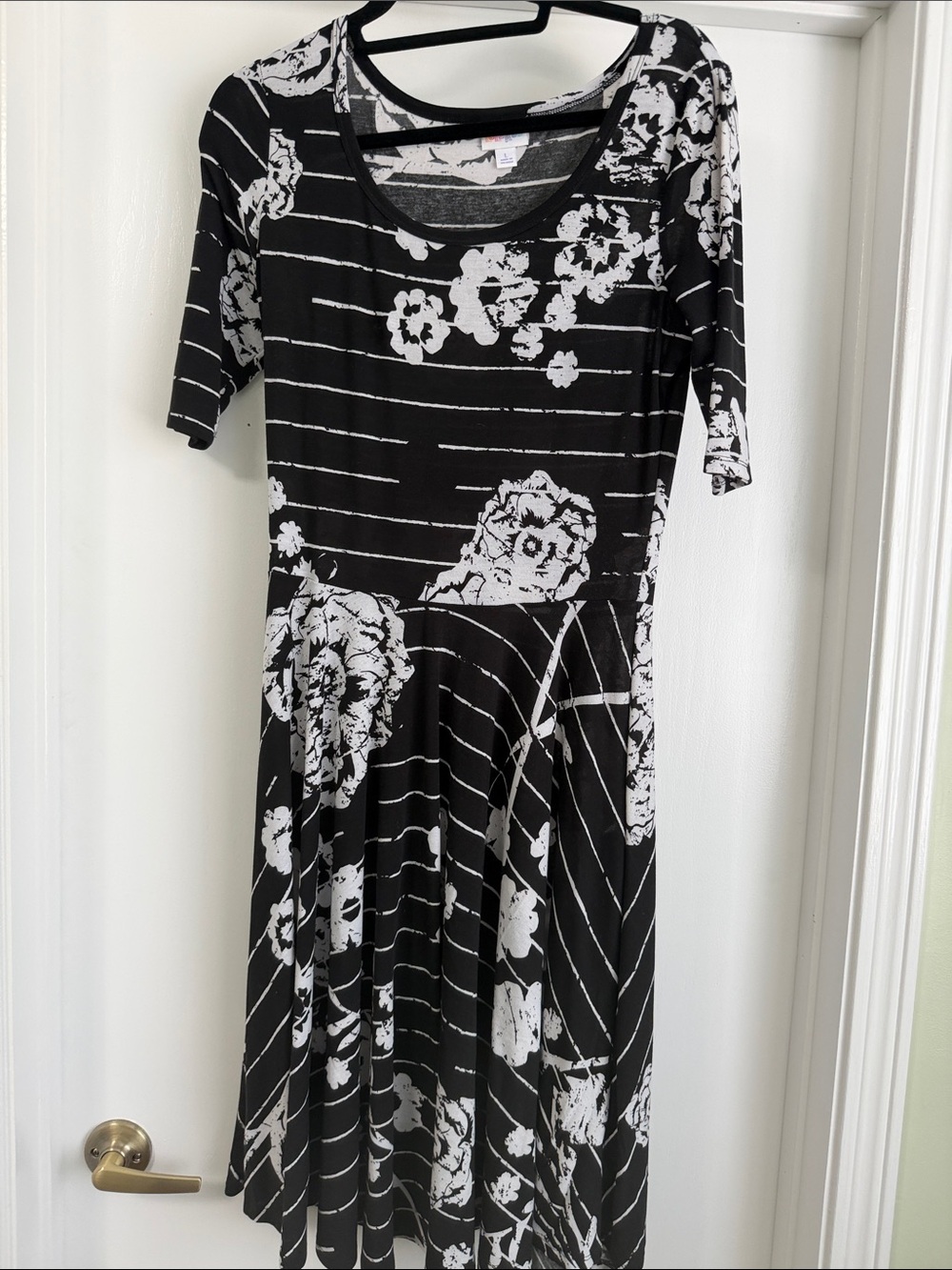 LuLaRoe Nicole Black & White Floral Stripe Fit-and-Flare Dress Large L